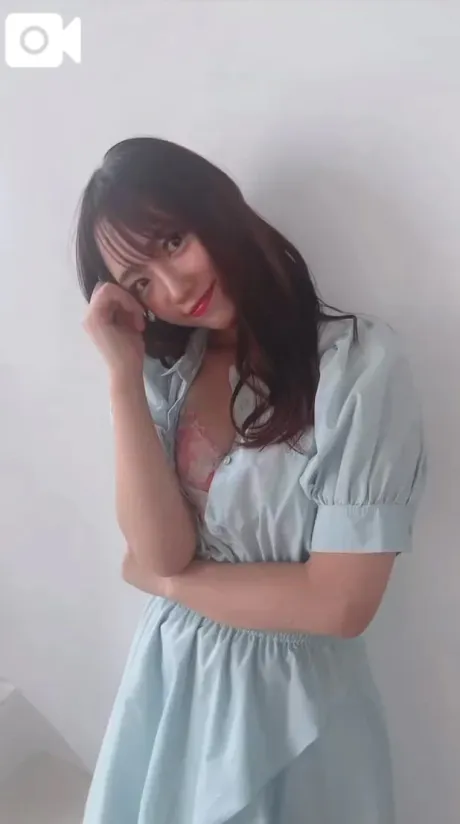 明日はお休み😌/美月(みづき)