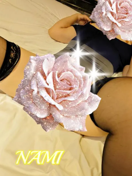 なみ人妻の楽園