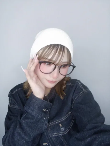 新人　あいら素敵な女の子は好きですか?