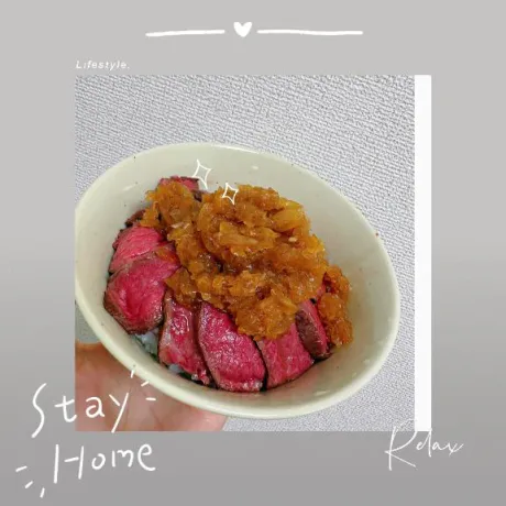 ローストビーフ丼🍖/しおり