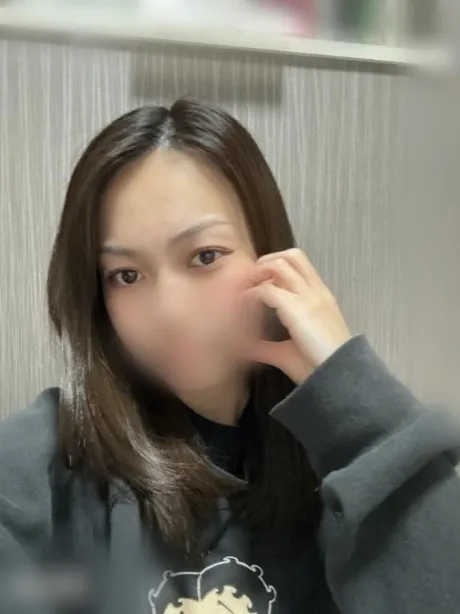 出勤ᐡɞ̴̶̷̫ᴗ̤ᐡ/エマ