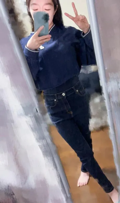 出勤してます✌️/こよみ