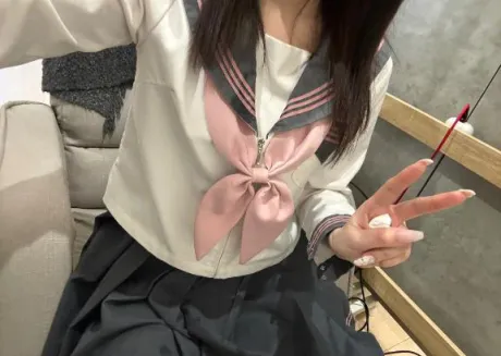 体験入店 さき3年H組