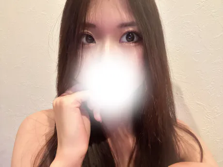 新人えなティアラ