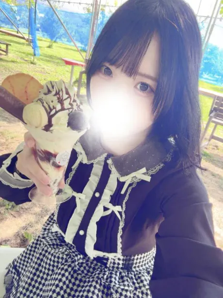 パフェには終わりが来る/体験入店　あまね