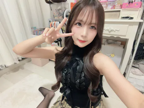 新人ななみ☆大洪水注意！ぬるぬる素股ciel～シエル～