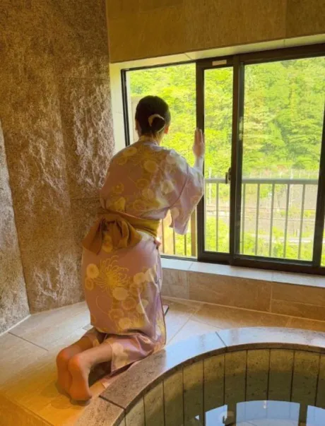 すずか恋する人妻倶楽部