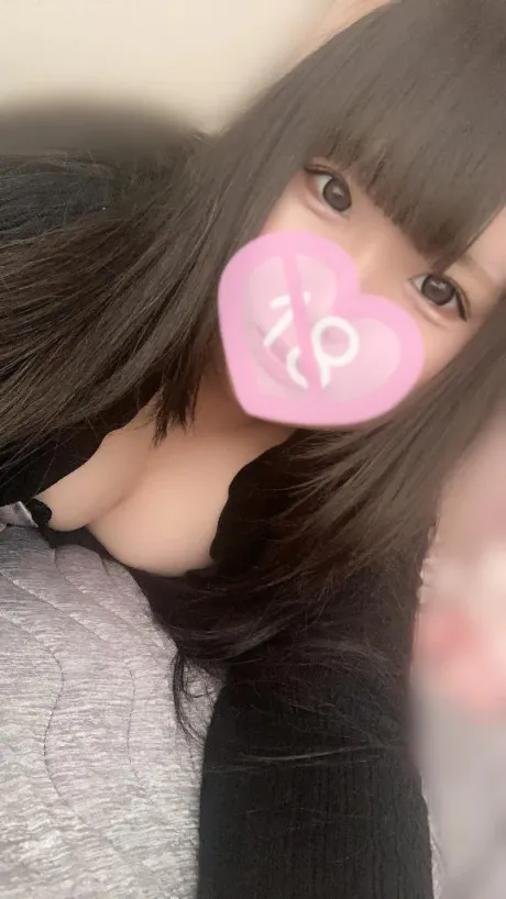 今月ラスト出勤です🎀/りか