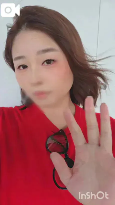 ミスヘブンへの意気込み/レイナ
