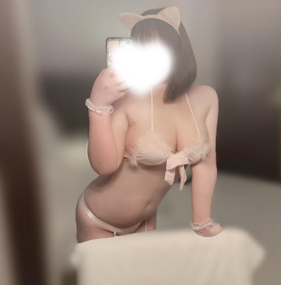 猫っぽい🐈‍⬛🎀