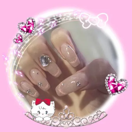 ネイル変えたよ🎀/れな【激熱の復活】