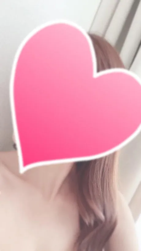 ちらっ👀/乃彩(のあ)