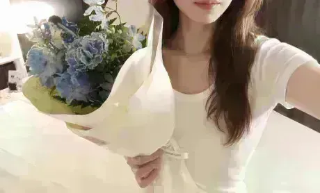 ‎🤍/しいな