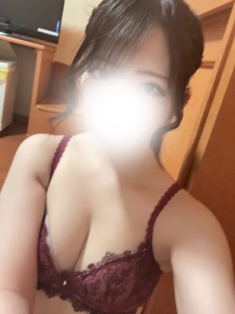 今日はね赤 🥰/ココナ