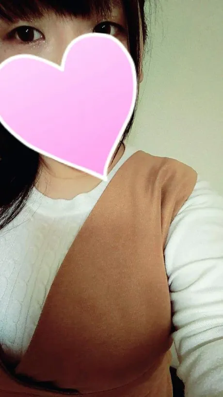 まり★溢れる豊満爆乳若妻隣の人妻お口で愛して