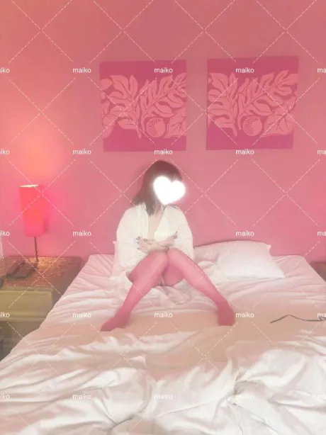 まいこ人妻の楽園