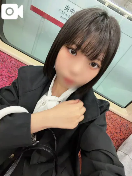 えれな素敵な女の子は好きですか?