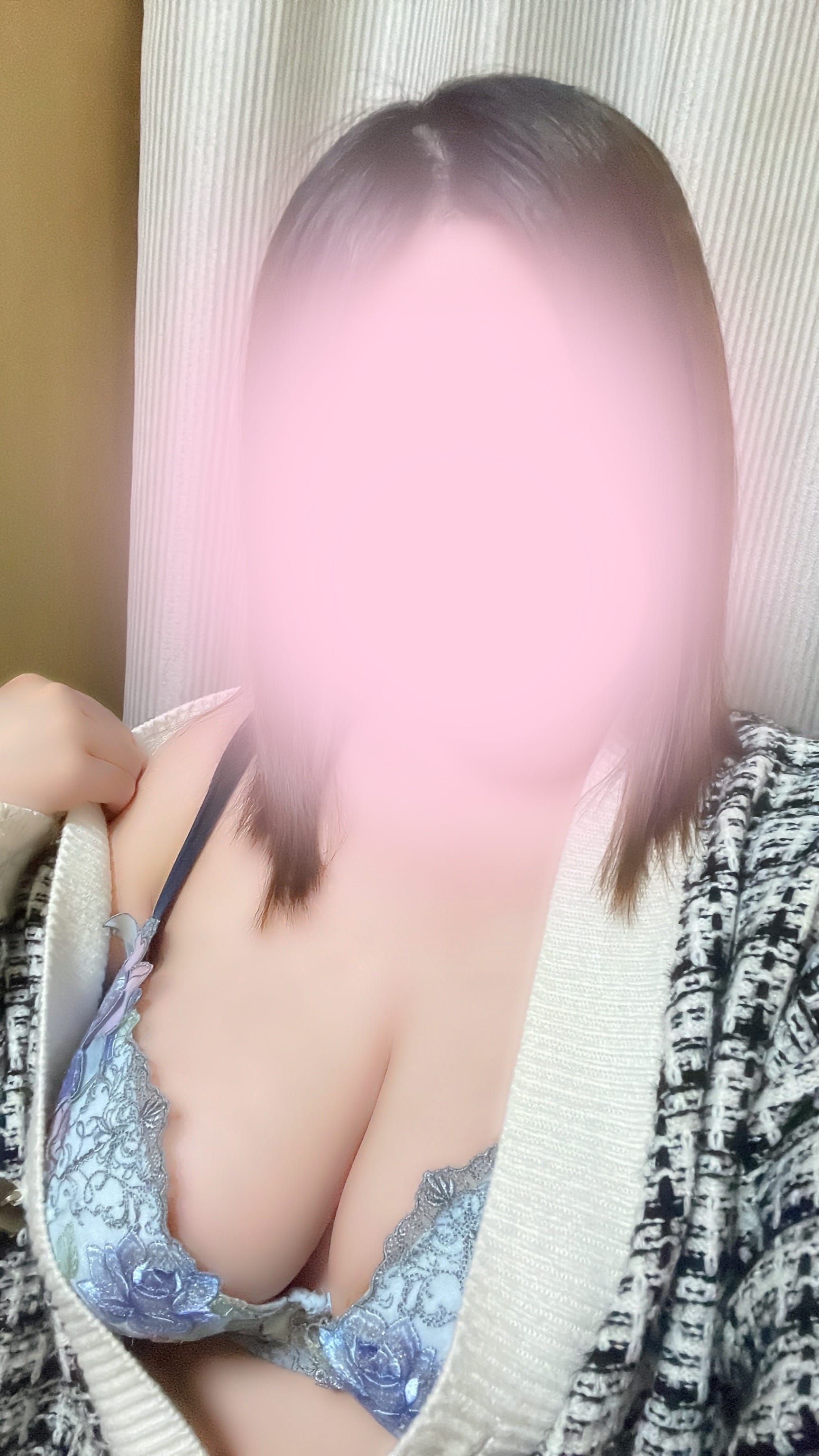 3/24業界初♡しおり♡Moist八戸