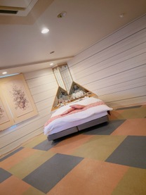 🎀 広い部屋で、ふたりだけの秘密♡