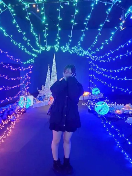 りの素敵な女の子は好きですか?