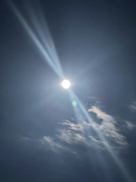 明日出勤です/しおん【青森弘前五所川原】