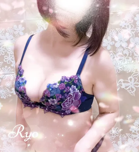 肩紐をほどいて❤︎/りょう