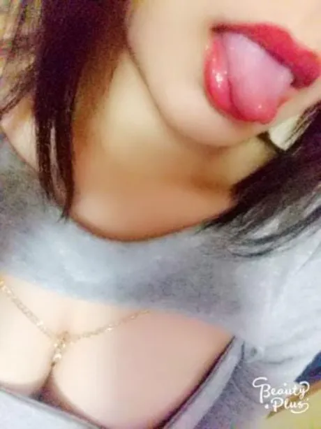 美保Aroma Eross［外国人又は海外出身のキャストも在籍］