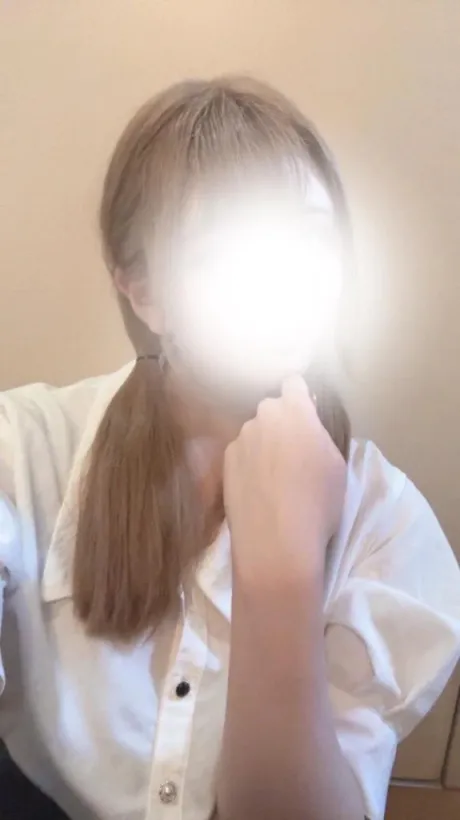 受付開始してます🎼/にな【青森産美女のエッチな顔】