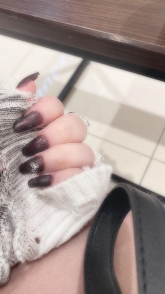 ネイルしてみたけど…💅🏻✨️