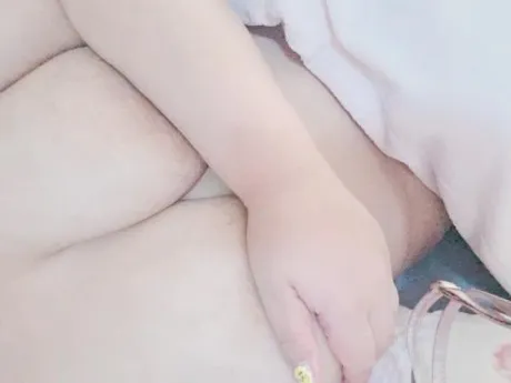 甘えたい朝...🥺/なお