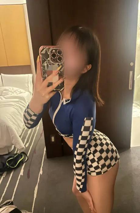 にこる素敵な女の子は好きですか?