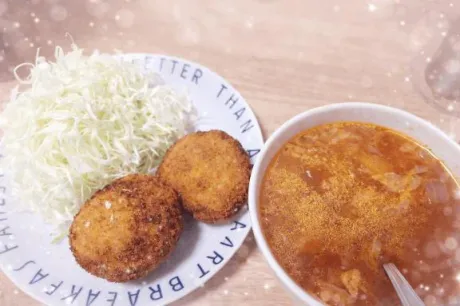 もぐもぐ...なおちゃん💕/なお