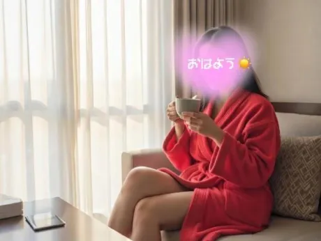 今日も雨☔️なのかな？/由莉（ゆり）