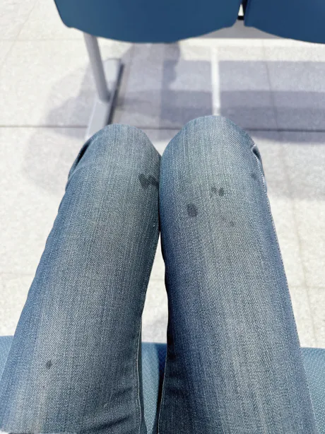 珍しいデニム姿です/【人妻コース】ふゆか