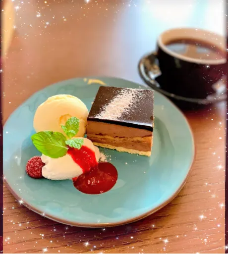 12:30〜 出勤します (*^^*)