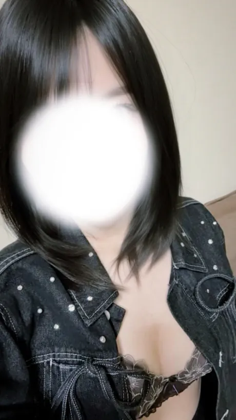 えちえちな気分😳/業界初かな【青】