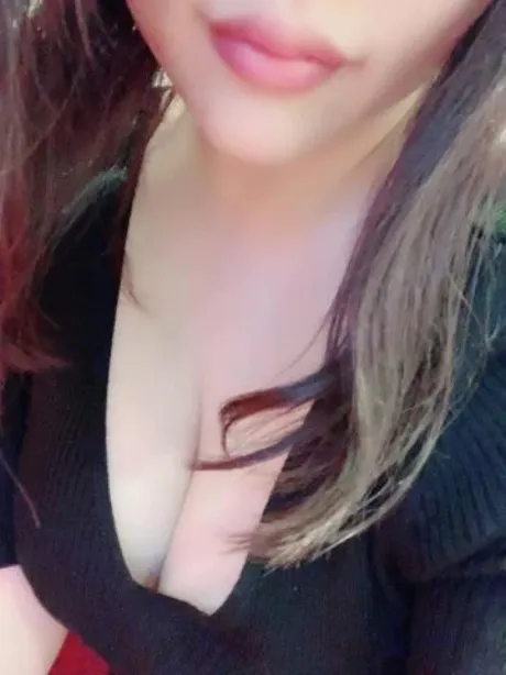 お題：恋人と会わない期間ってどのくらいなら許容範囲ですかね？？に回答♪/葵(あおい)