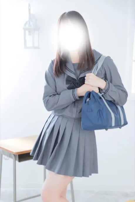 出勤‎🤍/風俗初体験 こはる