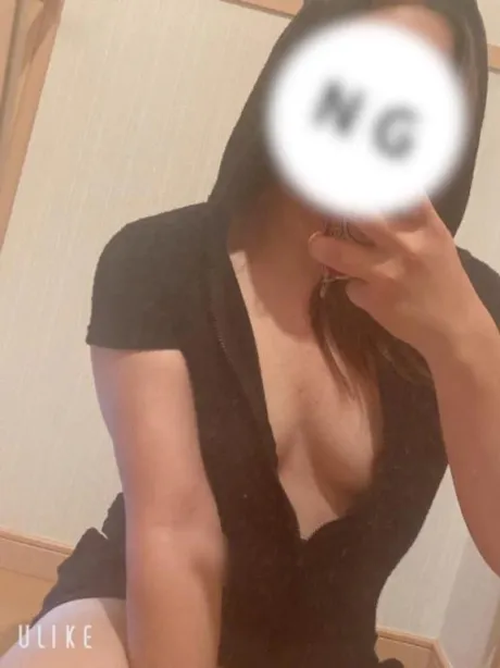 れの★おっとり人妻隣の人妻お口で愛して