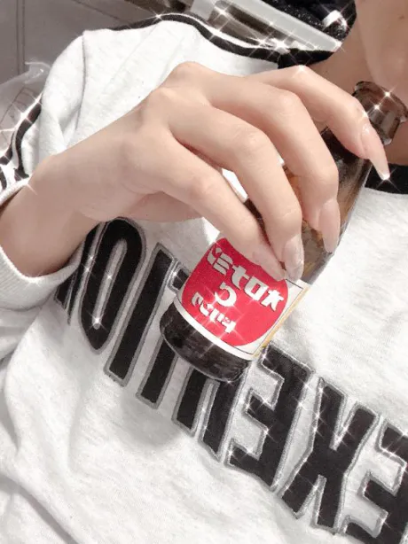 しおり素敵な女の子は好きですか?