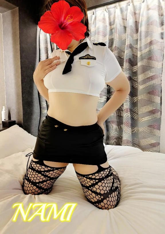 なみ人妻の楽園