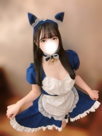 にゃんっ🐾 癒しのメイド、今夜はあなたにご奉仕中♥   にゃんっ🐾ゆはねんだよっ🐈   今日もお兄さんのこと、たっぷり癒す準備できてるよ…💋   メイドさんの格好したらお兄さんの足の間に入って、涎ダラダラに垂らして…   びんびんにしたあと、何でぴゅっ🍼する？💓   今夜は、ゆはねのこと…いっぱい見てね？♡