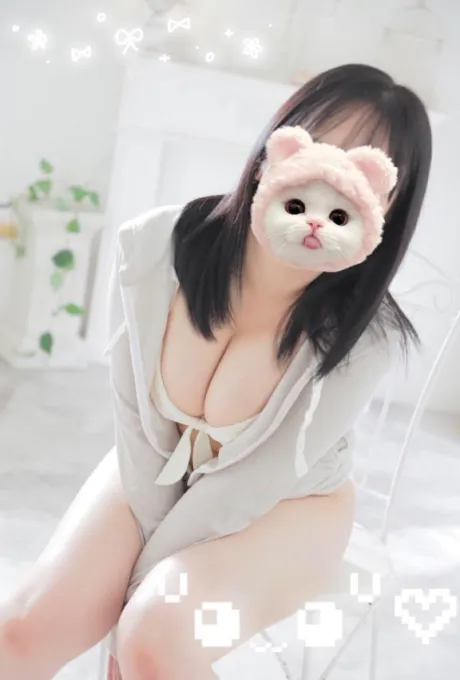 ふわもち肌でお出迎え♡/なつな