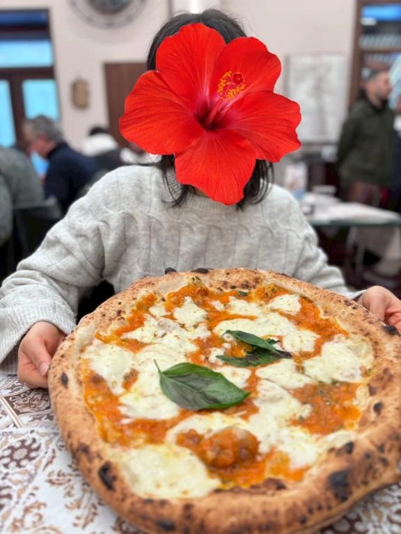 ナポリで本場のピッツァ🍕🇮🇹