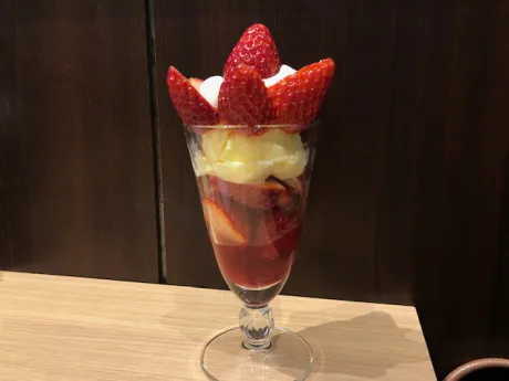 日曜日、出勤いたします。。。/ことみ