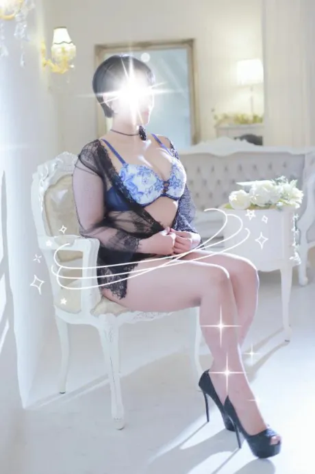 ぱつぱつぶらじゃー🥺🫧/あさみ