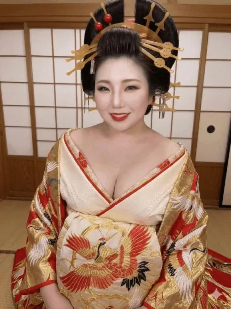 しずかダンシングおっぱいTEAM爆