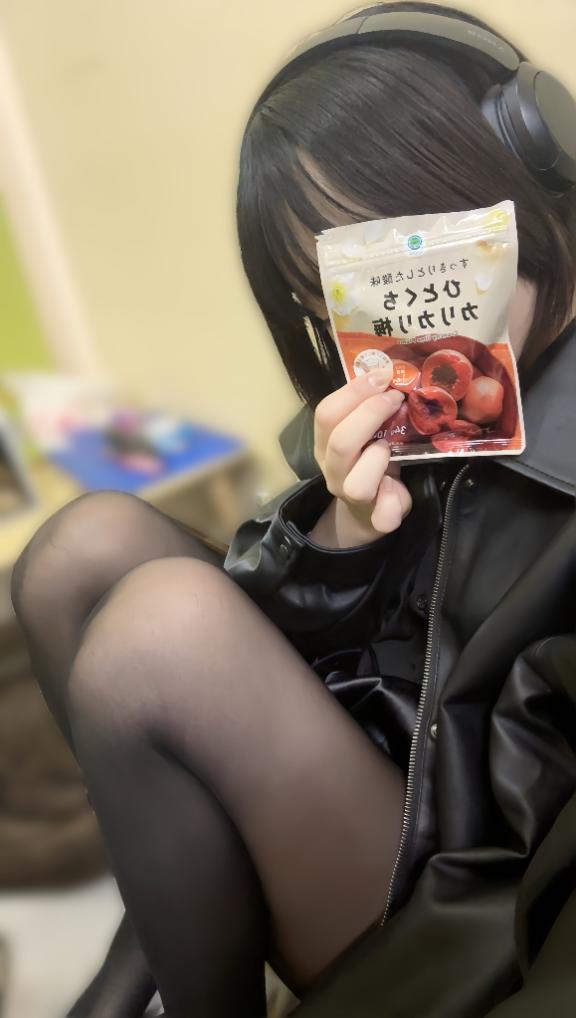 大人ぽめすきー?🖤