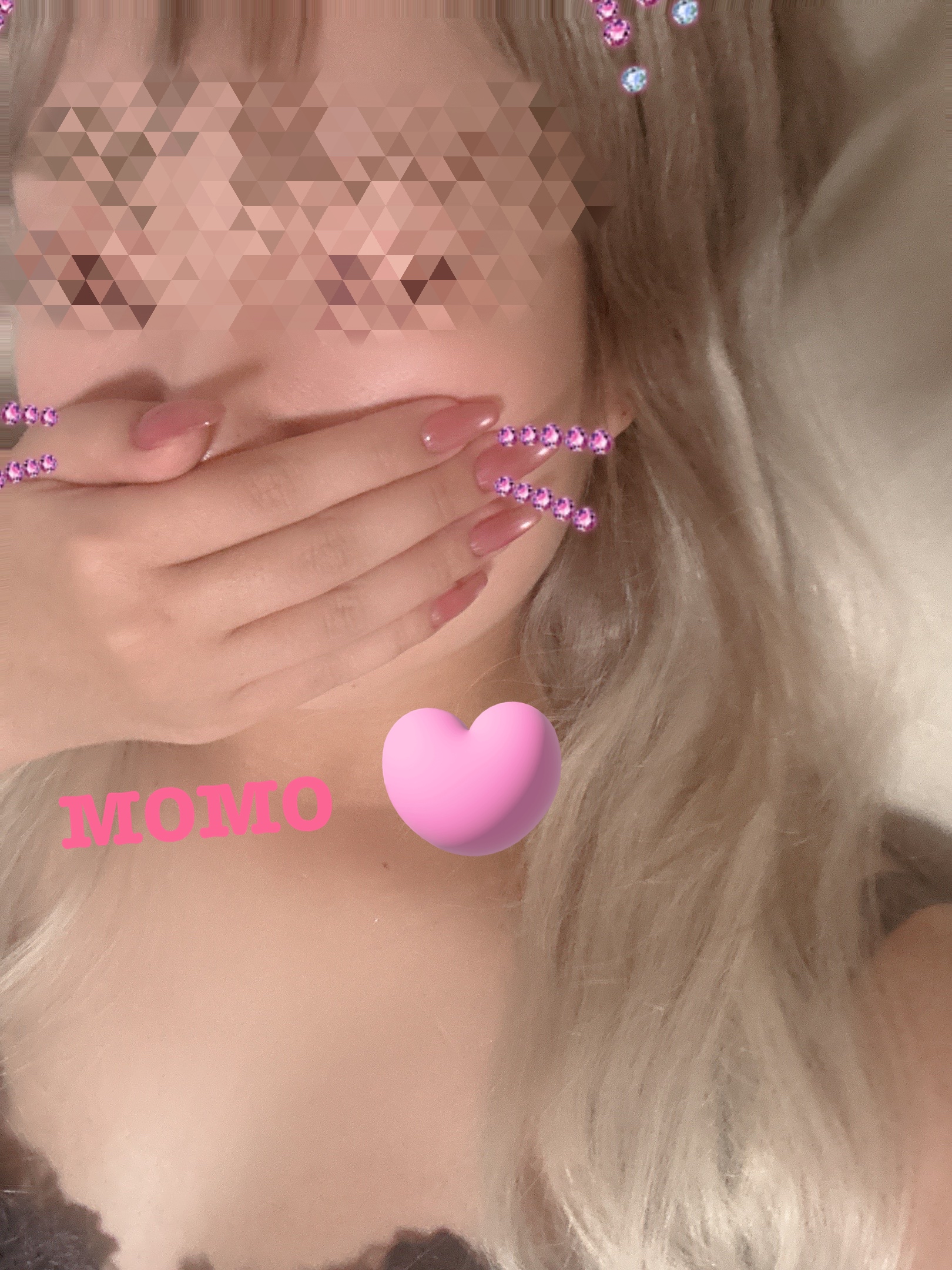 🧏‍♀️🤍