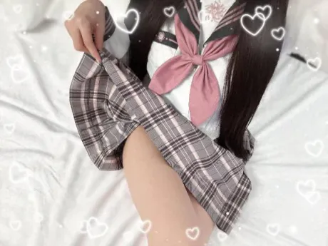 ぱんぱん🐇🤍/るりか